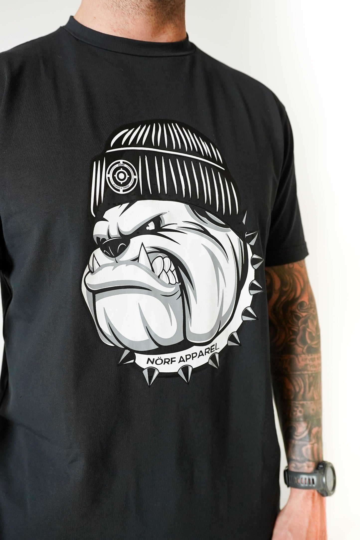 BULLDOG TEE